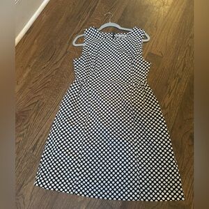 🔥End of year sale🔥Gap brand-navy dress with white polkadots-size 8 petite